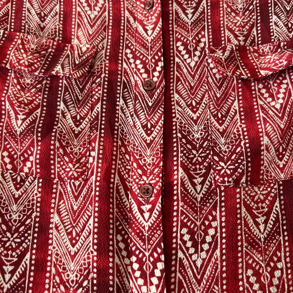 Cato Women’s Red & White Vertical Stripe Collared Tank Top - Picture 3 of 9